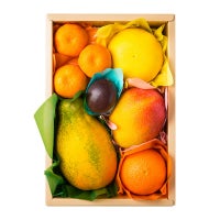 【母の日ギフト2023】<br>※お届けは5月12日・13日・14日限定<br>果物詰合せ（季節の果物、5～6種類程）